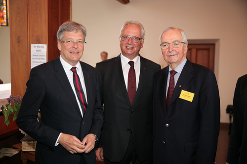 V.l.n.r.: Kärntens Landeshauptmann Dr. Peter Kaiser, Landtagspräsident Reinhart Rohr und Prof. Klaus Töpfer, ehemaliger Chef des UN-Umweltprogramms (rechts)