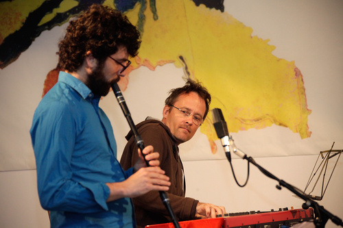 Im Rahmen der Europäischen Toleranzgespräche 2017 feierte der PEN-Club Austria den 70. Jahrestag der Wiedererrichtung. PEN-Präsident Helmuth A. Niederle und Vize-Präsident Kurt F. Svatek forderten aus diesem Anlass die Vergabe von 20 Nansen-Pässen jährlich für verfolgte Autorinnen und Autoren aus aller Welt. Im Anschluss spielte die Özlem Bulut Band.