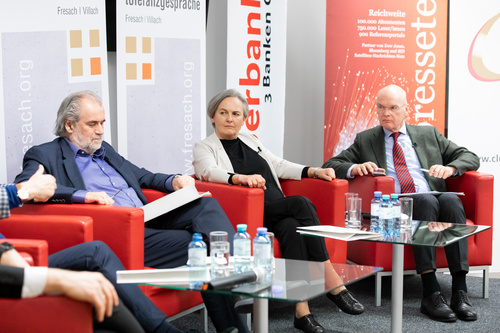 (c) www.fotodienst.at / Anna Rauchenberger – Wien, 09.03.2022 - Jahresvorschau Europäische Toleranzgespräche 2022 im Club Carinthia der Oberbank. V.l.n.r. Cornelius Granig, Hannes Swoboda, Leo Stollwitzer.