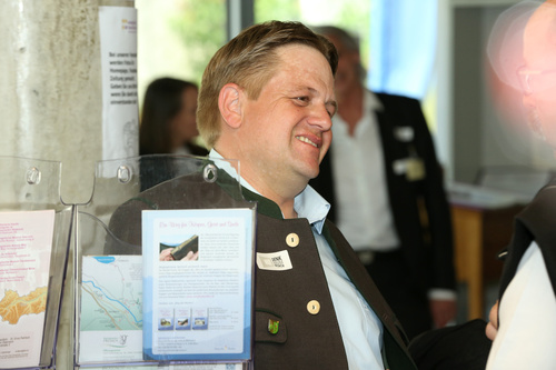 Literaturforum Fresach am 1. Juni 2025 zur Eröffnung der Toleranzgespräche 2025. Im Bild: Fresachs Bürgermeister Gerhard Altziebler.