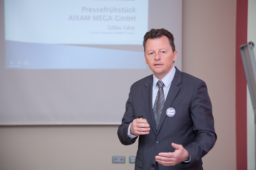 Der Marktführer AIXAM entwickelt, baut und verkauft seit über 30 Jahren Leicht- und Kompaktfahrzeuge für den gewerblichen und den privaten Gebrauch. Diese können, mit einem AM-Führerschein, bereits ab 15 Jahren gefahren werden. Nach einem kurzen Überblick über den Markt, die Unternehmensstrategie sowie die neuesten Entwicklungen in der Produktwelt von AIXAM bietet dieses Pressefrühstück einen angenehmen Rahmen für Ihre Fragen.