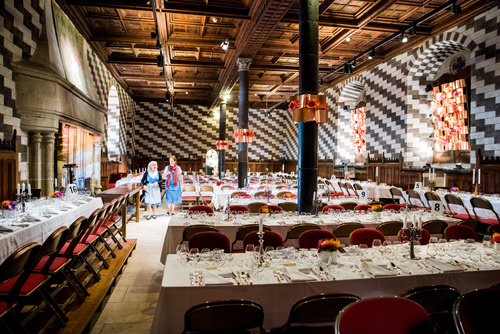 Der Solothurner Sternekoch, Gastronom und Caterer Andy Zaugg hat am Samstag, 11. November 2017 seine vierte Serie als Gastkoch der Ressats der Confrérie du Guillon im Schloss Chillon am Genfersee unter grossem Applaus beendet. 
