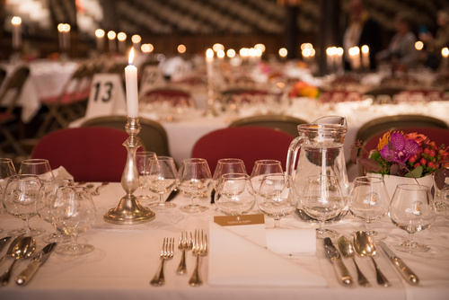 Der Solothurner Sternekoch, Gastronom und Caterer Andy Zaugg hat am Samstag, 11. November 2017 seine vierte Serie als Gastkoch der Ressats der Confrérie du Guillon im Schloss Chillon am Genfersee unter grossem Applaus beendet. 
