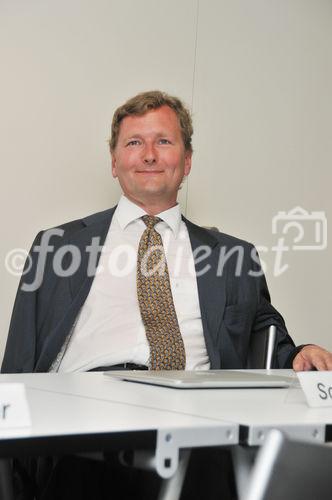 (C)fotodienst/ David Zehnder; Generalversammlung der an der SIX Swiss Exchange notierten Goldbach Group ist am 28. April 2o11 mit grosser Mehrheit allen Anträgen des Verwaltungsrates gefolgt.