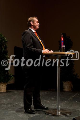 DI Ulrich Paulmann, GF Quester GmbH; Die Quester Baustoffhandel GmbH lud ihre Gerwerbekunden zu einer Fliesenschau ins Schloss Hardegg; (C) fotodienst / Johannes Hloch