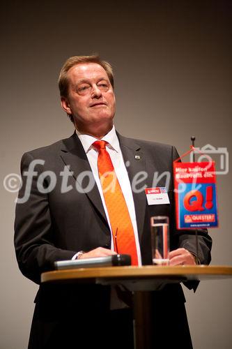 DI Ulrich Paulmann, GF Quester GmbH; Die Quester Baustoffhandel GmbH lud ihre Gerwerbekunden zu einer Fliesenschau ins Schloss Hardegg; (C) fotodienst / Johannes Hloch