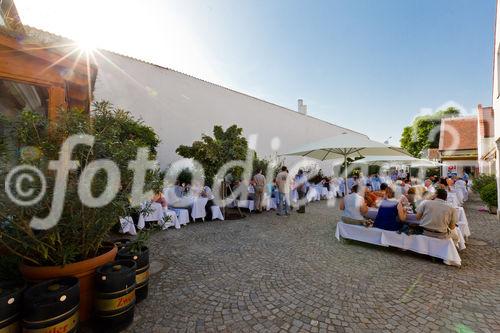 (c) fotodienst / Johannes Brunnbauer | BauProfi Quester Spargelfest 2010 beim  Spargelbauer Blatt-Niedermayer
Im Bild v.l.n.r.: