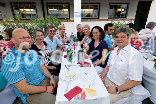 (c) fotodienst / Johannes Brunnbauer | BauProfi Quester Spargelfest 2010 beim  Spargelbauer Blatt-NiedermayerIm Bild v.l.n.r.: