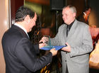 (C) fotodienst/Anna Rauchenberger - Wien, 10.11.2008 - Botschaftsrat Dr. Tahsin Yilmaz überreicht Jaroslav Hofmann den Journalistenpreis 