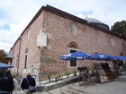 Beispiel für eine orthodoxe Kirche aus der Zeit der Bulgarischen Wiedergeburt um 1850 in der Altstadt von Plovdiv. In dieser Zeit begannen die Auflösungstendenzen des Osmanischen Reiches, die ihren Höhepunkt um 1878 erreichten, der Befreiung des Landes vom sogenannten Türkischen Joch. 