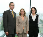 (C) fotodienst/Anna Rauchenberger - Wien, 16.9.2008 - Public Health: Verhütung und mehr - die neue 24/4-Tage Pille. FOTO v.l.: Univ.-Prof. Dr. med. René Wenzl (Oberarzt an der Universitätsklinik für Frauenheilkunde Wien), Dr. med. Inge Frech (Gynäkologin und Psychotherapeutin, Purkersdorf und Wien), Astrid Eßl (GfK Austria Wien, Head of Business Unit Health Care)