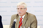 (c) Fotodienst/ Kathrin Heller; 
Pressekonferenz Deutscher Bauernverband e.V. - Erntebilanz 2008: Dr. Michael Lohse - Pressesprecher, Deutscher Bauernverband