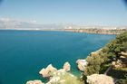 Sicht vom Manavgat Wasserfall zum Konyaalti-Strand und entlang der Küste Blick auf die Berge. Turkey, Antalya-city, Konyaalti-beach, coast-line view to the mountains