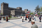 Im Zentrum von Kayseri steht die alte osmanische Festung. In the center of Kayseri there is the old fort of the  city