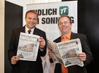 (C) fotodienst/Anna Rauchenberger - Wien, 13.08.2008 - Die Tiroler Tageszeitung (TT) erfüllt einen lang gehegten Leserwunsch: Am 17. August erscheint erstmals die Sonntags-Ausgabe der Tiroler Tageszeitung. Die Sonntags-TT wird im Gegensatz zu den übrigen TT-Ausgaben im Kleinformat erscheinen. FOTO v.l.: Frank Staud (TT-Chefredakteuer), Hermann Petz (Vorstandsvorsitzender der Moser Holding).  