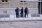 Bern Bundeshaus am Tag der Bundeswahl (13.12.07) abgesperrt mit Polizeikräften als Schutz; für die Parlamentarierer.; Bern; federal government building „Bundeshaus“ secured by fences and police forces.