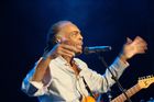 Jilberto Gil, Brasiliens Kulturminister und Musiker, beim Auftritt am Jazz Festival in Montreux, Gilberto Gil, Brasils minister for culture and musician playing at the Montreux Jazz Festival  