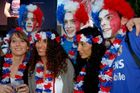 Geschminkte, Französische Fussballfans vor dem Fussball-Match, french footballfans before the match