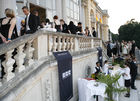 Gastgeber Thomas Kloibhofer begrüßte 150
Geschäftspartner und Freunde auf der Gloriette. Gefeiert wurden 10 erfolgreiche Jahre Competence Call Center. (C)fotodienst/Ingo Derschmidt
