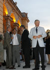 Gastgeber Thomas Kloibhofer begrüßte 150
Geschäftspartner und Freunde auf der Gloriette. Gefeiert wurden 10 erfolgreiche Jahre Competence Call Center. (C)fotodienst/Ingo Derschmidt