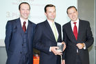 (c) fotodienst/Dan Carabas - Wien 03.07.08 - Shareholder Value Award - FOTO: v.li.: Stephan Klasmann (Chefredakteur Format), Gerd Köhler (Voestalpine AG), Univ. Doz. Dr. Werner Hoffmann (Contrast Management Consulting)