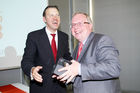 (c) fotodienst/Dan Carabas - Wien 03.07.08 - Shareholder Value Award - FOTO: v.li.: Univ. Doz. Dr. Werner Hoffmann, (Contrast Management Consulting), Franz J. Gritsch (Schoeller-Bleckmann Oilfield Equipment AG)