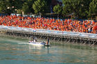 Ein Meer von Oranje-Fans auf der Basler Rheintribune in der Fanzone vor der Niederlage und dem Ausscheiden ihrer Fussballmannschaft an der Euor 2008. An ocean of Oranje-Football-fans standign and siting on the Rhein-tribune in Basel bevore the game Russia-Holland.