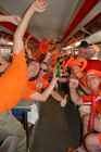 Die SBB war auf den Ansturm der Fussballfans gerüstet. Die Schweizerischen Bundesbahnen haben ihre grösste Herausforderung mit Bravour bewältigt und alle Aufgaben hervorragend gelöst. dutch-football-fans, public transport; switzerland; train-system,