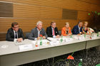 (C) fotodienst/Anna Rauchenberger - Wien, 23.06.2008 - Pressekonferenz zu den Österreichischen Medientagen und der Medienmesse, die im September stattfinden werden. FOTO v.l.: Dr. Claus Hofer (Geschäftsführer des ZIT, Zentrum für Innovation und Technologie), Mag. Michael Himmer (Organisator der Österreichischen Medientage), Oliver Voigt (Verlagsgruppe NEWS), KR Brigitte Jank (Präsidentin der Wirtschaftskammer Wien), Hans-Jörgen Manstein (Manstein Verlag), Petra Reifeltshammer (Leiterin der Medienmesse)