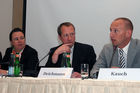 Parl. Staatssekretärin Ursula Heinen (BMELV); Thomas Deichmann (freier Journalist und ist Chefredakteur von NOVO) und Michael Kauch (MdB u. umweltpolitischer Sprecher der FDP-Fraktion) auf der Podiumsdiskussion 