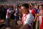 Tumulte und Schlägereinen zwischen Deutschen und Kroatischen Fans in der Fanzone in Zürich.Doch die Polizei hat die Eskaltation schnell unter Kontrolle