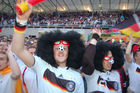 Deutsche Fussball-Fans in der Ganzone von Zürich. German Footballfan in the public viewing arena of Zürich