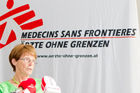 (C) fotodienst.at / Anna Rauchenberger - Wien, am 17.05.2011 - Die größte medizinische Hilfsorganisation, Ärzte ohne Grenzen/Médecins Sans Frontières (MSF), ist 40 Jahre alt und hält Rückschau über das vergangene Jahr und die Einsätze der vergangenen Jahrzehnte. Im Rahmen einer Pressekonferenz wurde der Jahresbericht 2010 präsentiert. FOTO: Renate Domes, OP-Schwester, Ärzte ohne Grenzen Österreich