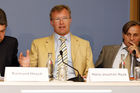 Hans-Joachim Reck (Hauptgeschäftsführer des Verbandes kommunaler Unternehmen) auf der Eröffnungspressekonferenz der Top Energy Berlin 2008. (C)Fotodienst/Kathrin Heller