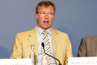 Hans-Joachim Reck (Hauptgeschäftsführer des Verbandes kommunaler Unternehmen) auf der Eröffnungspressekonferenz der Top Energy Berlin 2008. (C)Fotodienst/Kathrin Heller