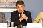 Raimund Hosch (Vorsitzender der Geschäftsführung der Messe Berlin) auf der Eröffnungspressekonferenz der Top Energy Berlin 2008. (C)Fotodienst/Kathrin Heller