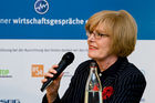 Juliane Freifrau v. Friesen (Unternehmensberaterin und Personalmanagerin, Senatorin für Wirtschaft und Technologie des Landes Berlin a. D.) auf der Jubiläumsveranstaltung der Berliner Wirtschaftsgespräche. (C)Fotodienst/Jan-Paul Kupser