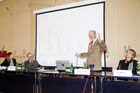 (c) fotodienst/Dan Carabas - Wien 14.05.08 - Hochdruck. Achtung Nebenwirkungen! - Foto v.l.: Univ. Prof. Dr. Anita Rieder, Univ. Prof. Dr. Bruno Watschinger, Univ. Prof. Dr. Jörg Slany, OA Univ. Prof. Dr. Heidemarie Pilz 