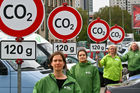 Der Verkehrsclub Deutschland rief zur Aktion für mehr Klimaschutz im Verkehr auf. Als Aktionsort wurde ein Parkplatz des Mühlendamms ausgewählt. (C)Fotodienst/Jan-Paul Kupser