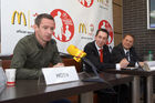 McDonalds Escorte Bundesländer Tour zur Euro 2008 mit Martin Hiden in McDonalds Filale Klagenfurt
Bild_ Hiden
Foto: Johannes Puch / Fotodienst
