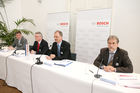 (C) fotodienst/Anna Rauchenberger - Wien, 17.4.2008 - Bosch Österreich ist weiterhin auf Wachstumskurs, Bosch Thermotechnik ist mit den Marken Buderus und Junkers erfolgreich, Bosch Rexroth ist gut unterwegs. FOTO v.l.: Hans Bangert (Vorsitzender der Geschäftsleitung von Bosch Rexroth in Österreich), Ernest Fiedler (Standortverantwortlicher und kaufmännischer  Leiter des Bosch-Werks in Hallein), Dr. Karl Strobel (Alleinvorstand der Robert Bosch AG und Repräsentant der Bosch-Gruppe in Österreich), Robert Kordik (Verkaufsleiter Handel Junkers Österreich und Thermotechnik-Geschäft Slowenien, sowie General-Manager der Buderus Austria Heiztechnik GmbH)