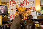 Die McDonald's Fussball Eskorte ist mittlerweile fester Bestandteil großer nationaler und internationaler Fußball-Events. Das gilt zum einen für die Österreichische Bundesliga und zum anderen für die UEFA EURO 2008™ in Österreich und der Schweiz. Denn bei der kommenden Fußball-Europameisterschaft werden erneut Kinder von 6 - 10 Jahren mit den Superstars ins Stadion einlaufen.