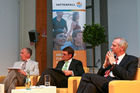 Dieter Walch (ZDF-Metereologe); Dr. Mathias Krahl (Boston Consulting Group); Hans-Jürgen Cramer (Vattenfall Europe AG Vorstand Vertrieb). (C)Fotodienst/Jan-Paul Kupser