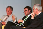 Dieter Walch (ZDF-Metereologe); Dr. Mathias Krahl (Boston Consulting Group); Hans-Jürgen Cramer (Vattenfall Europe AG Vorstand Vertrieb). (C)Fotodienst/Jan-Paul Kupser