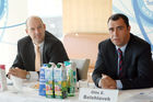 Tetra Pak Österreich Foto v.li: Dipl.-Ing. Svend Weidemann (Managing Director Tetra Pak Danube); Ing.Mag.(FH)Otto E.Belohlavek (MSc Sales Director Tetra Pak Austria)©fotodienst/Nadine Bargad
