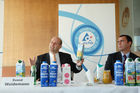 Tetra Pak Österreich Foto v.li: Dipl.-Ing. Svend Weidemann (Managing Director Tetra Pak Danube); Ing.Mag.(FH)Otto E.Belohlavek (MSc Sales Director Tetra Pak Austria)©fotodienst/Nadine Bargad