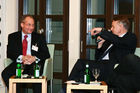 John M. Koenig (Deputy Chief of Mission, US-Embassy Berlin); Hans-Ulrich Klose, MdB
(Vice Chairman of the Committee on Foreign Affairs of the German Bundestag; Chairman of the German-American Parliamentary Group). (C)Fotodienst/Jan-Paul Kupser