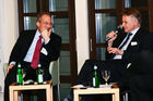 John M. Koenig (Deputy Chief of Mission, US-Embassy Berlin); Hans-Ulrich Klose, MdB
(Vice Chairman of the Committee on Foreign Affairs of the German Bundestag; Chairman of the German-American Parliamentary Group). (C)Fotodienst/Jan-Paul Kupser