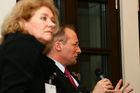 Alison Smale (Managing Editor, International Herald Tribune); John M. Koenig (Deputy Chief of Mission, US-Embassy Berlin). (C)Fotodienst/Jan-Paul Kupser