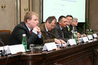 (C) fotodienst/Anna Rauchenberger - Wien 03.04.2008 - Das Austrian Security Forum (ASF)stellt die Techconsult Multiclient-Studie 'IT-Security in Österreich 2008' vor. FOTO v.l.: Peter Rogy (Schoeller Network, Vorstandsmitglied asf), Andreas Lohner (Repräsentant TechConsult), Peter Latzenhofer (Novell, Präsident asf), Hans-Jürgen Pollirer (Wirtschaftskammer Österreich), Eugen Klein (Secur-Data, Vorstandsmitglied asf)